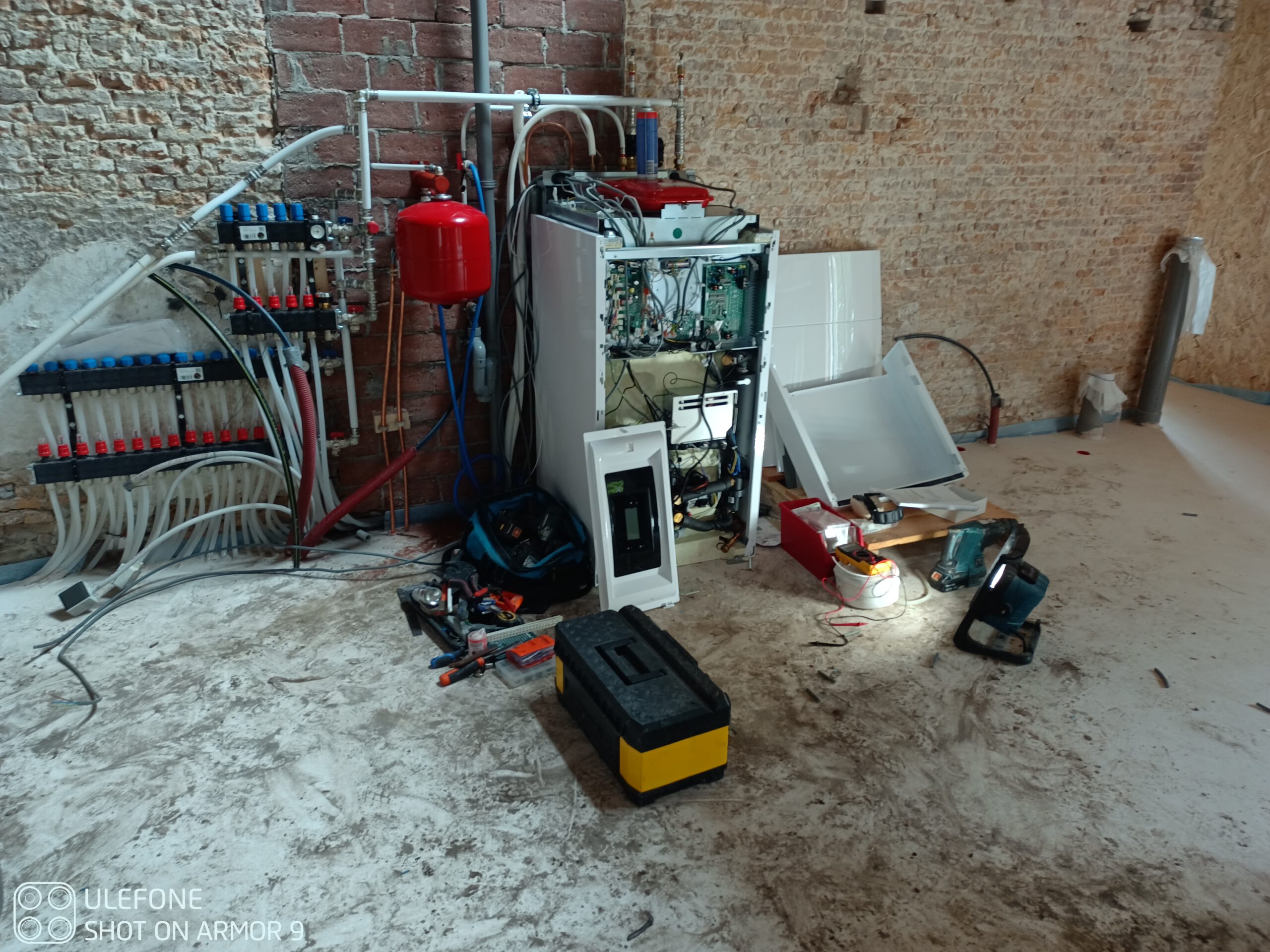 Hybride vloerverwarming (met warmtepomp)